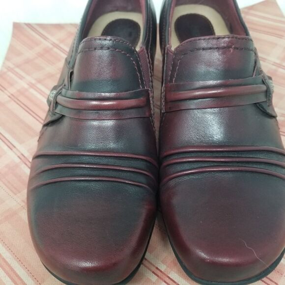 EARTH SHOES. Beautiful LEATHER. SIZE 8 - Picture 8 of 12